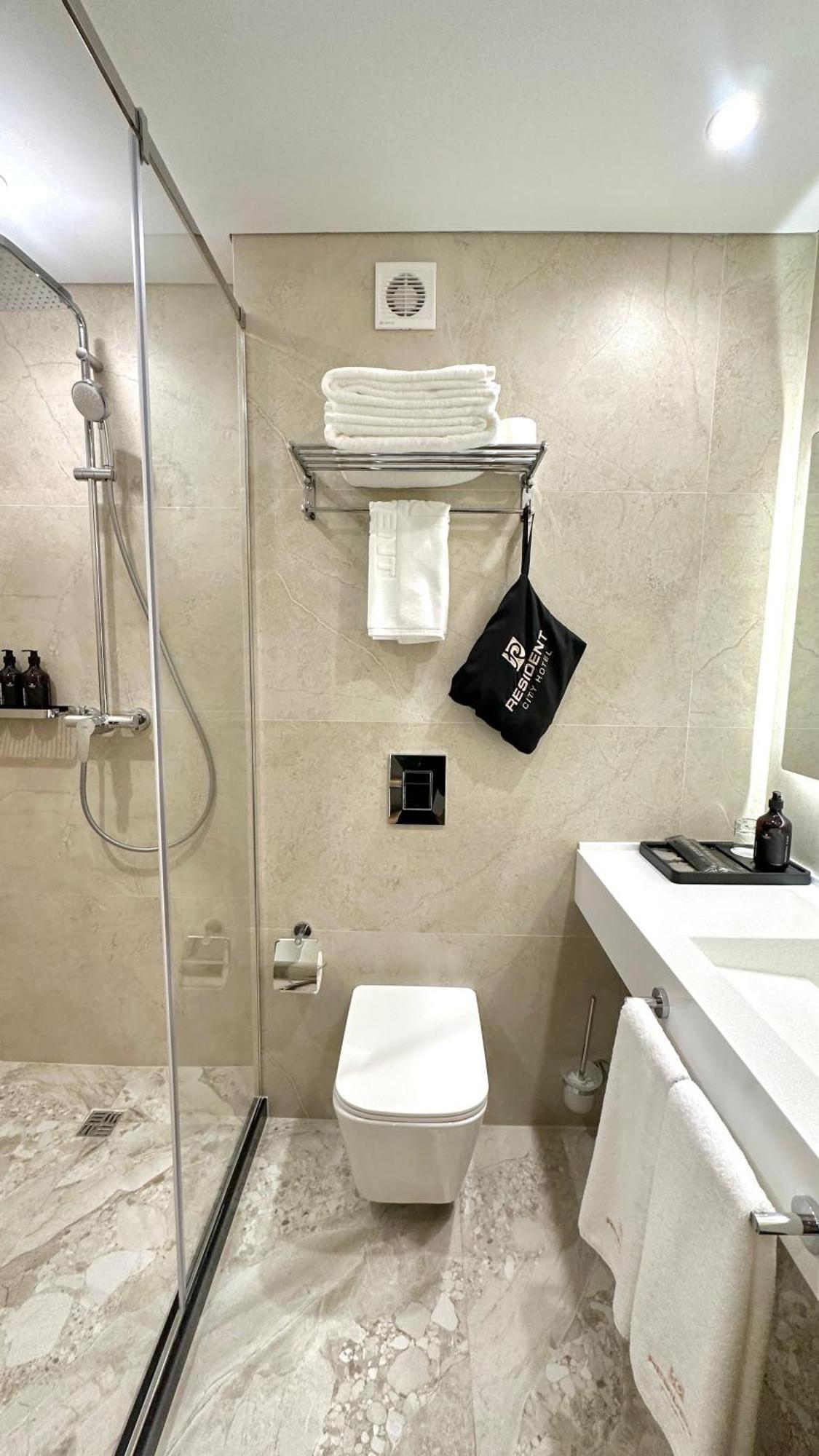 Resident Hotel Abay 알마티 외부 사진