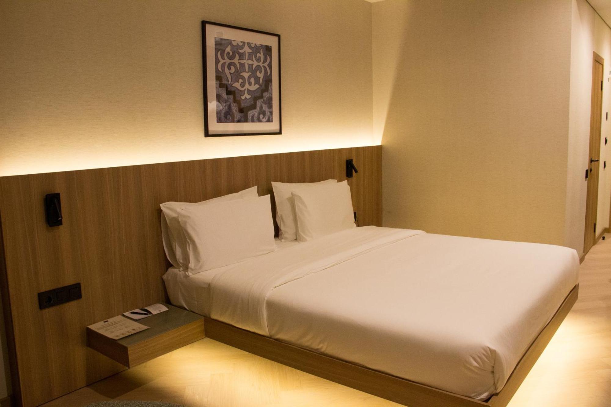 Resident Hotel Abay 알마티 외부 사진