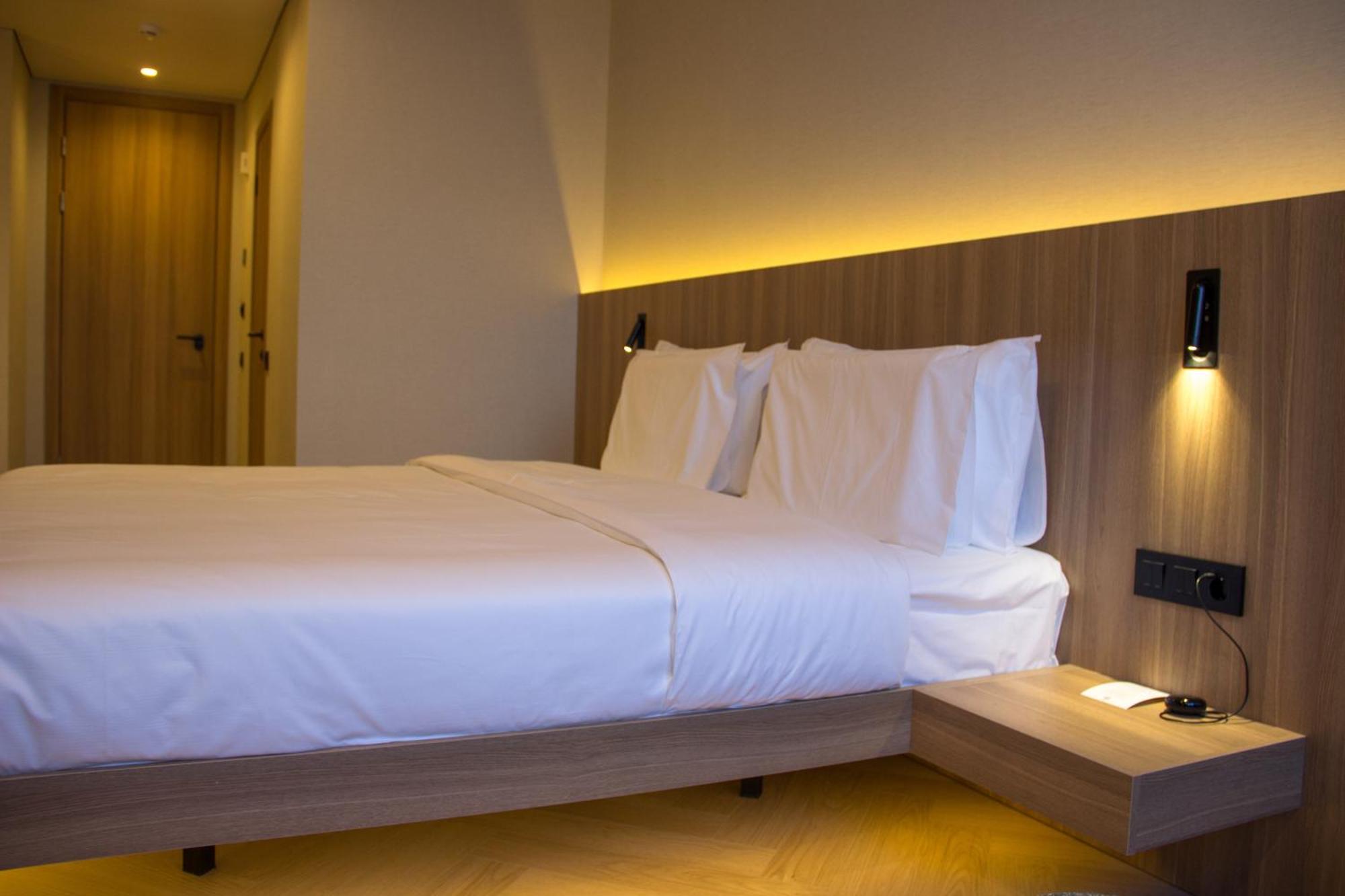 Resident Hotel Abay 알마티 외부 사진