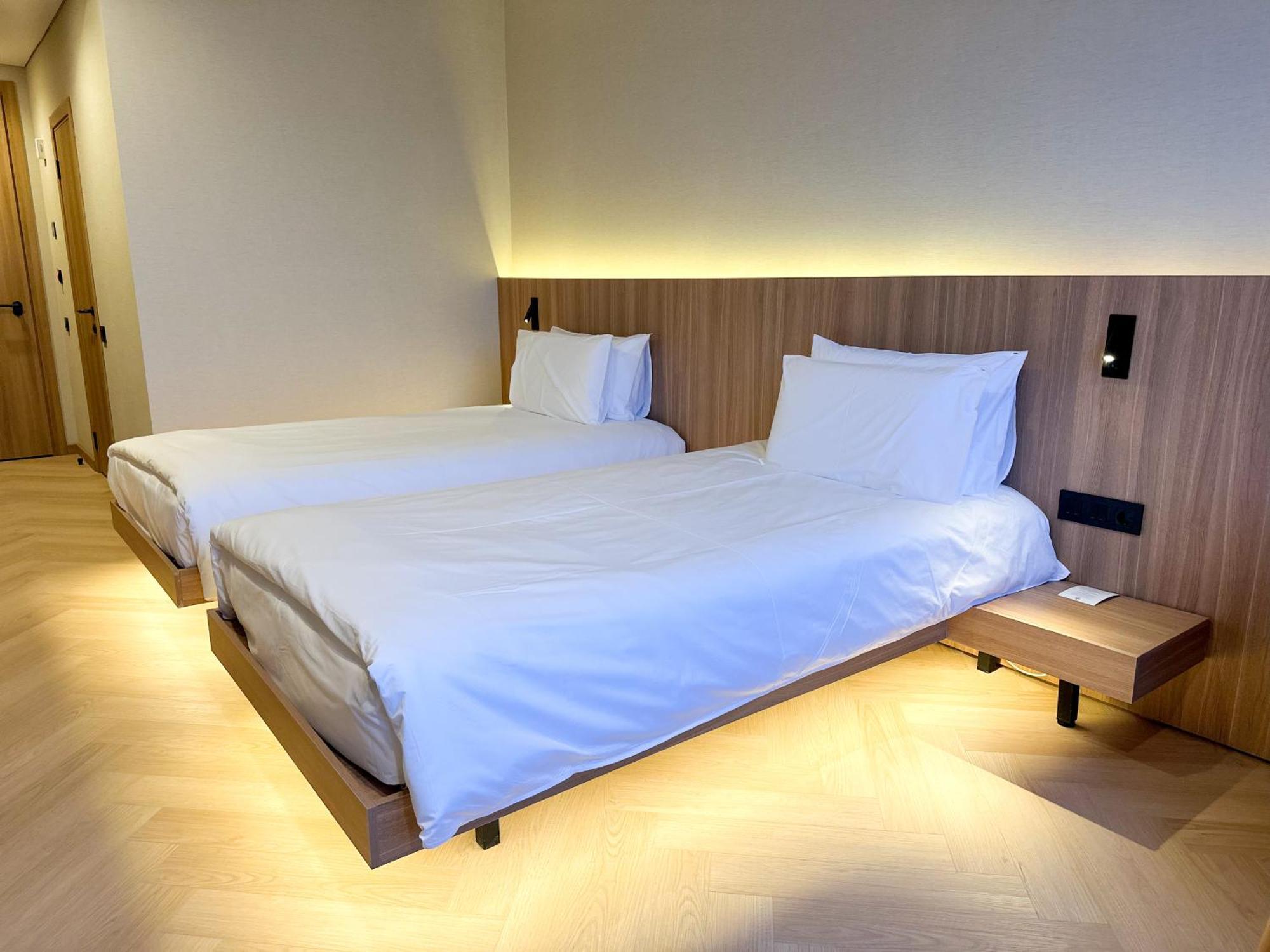Resident Hotel Abay 알마티 외부 사진