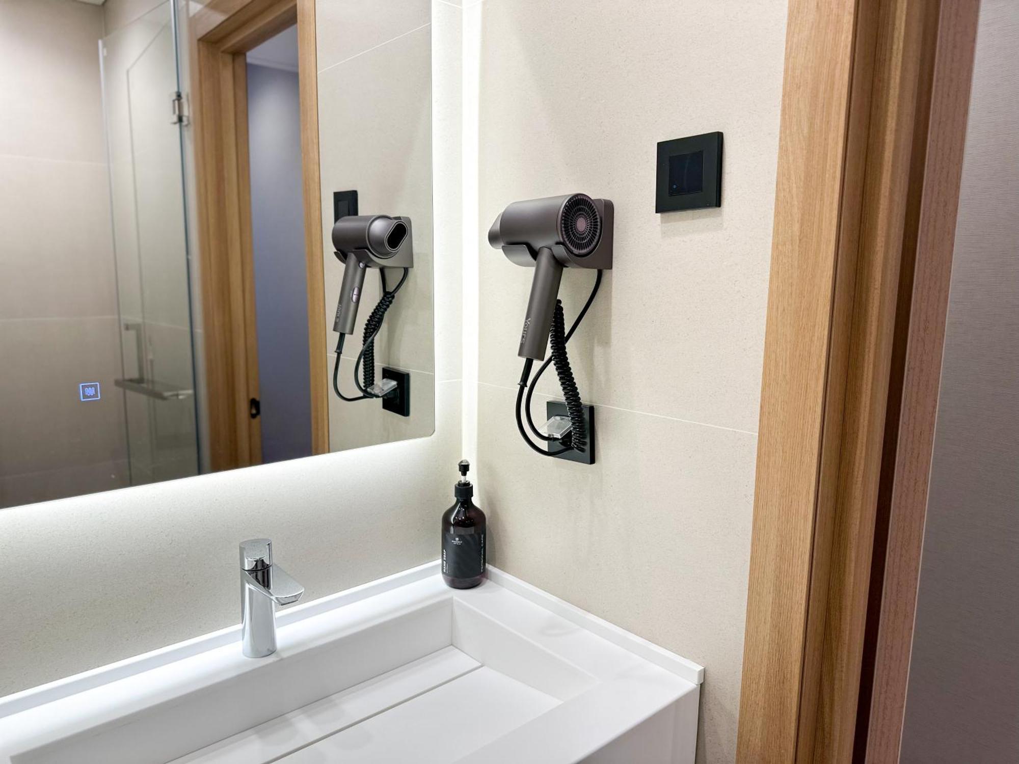 Resident Hotel Abay 알마티 외부 사진