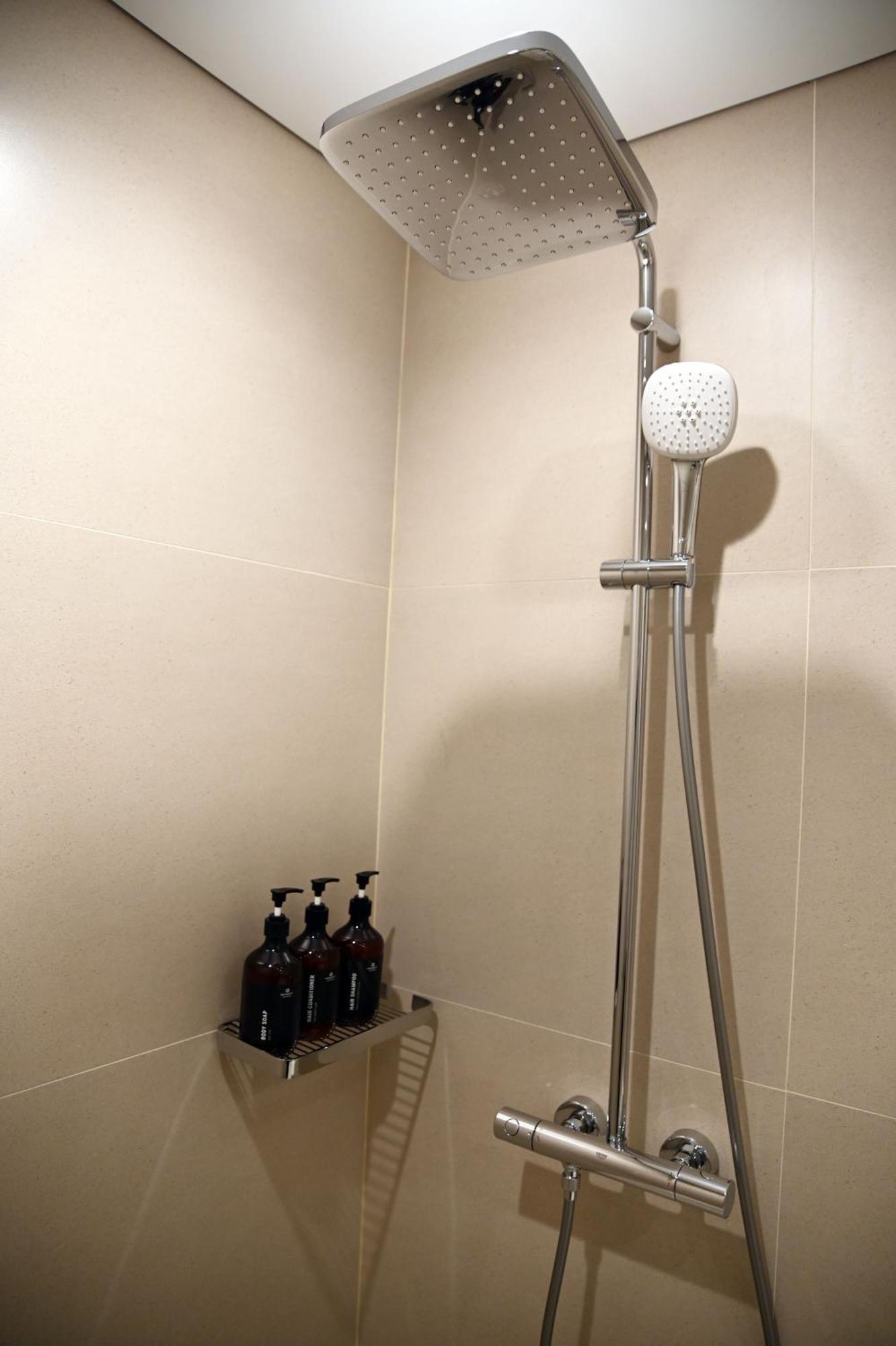 Resident Hotel Abay 알마티 외부 사진